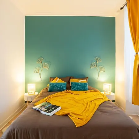 Le Marche De L'elegance A Vernon-giverny - Claude Monet - Downtown Apartment *